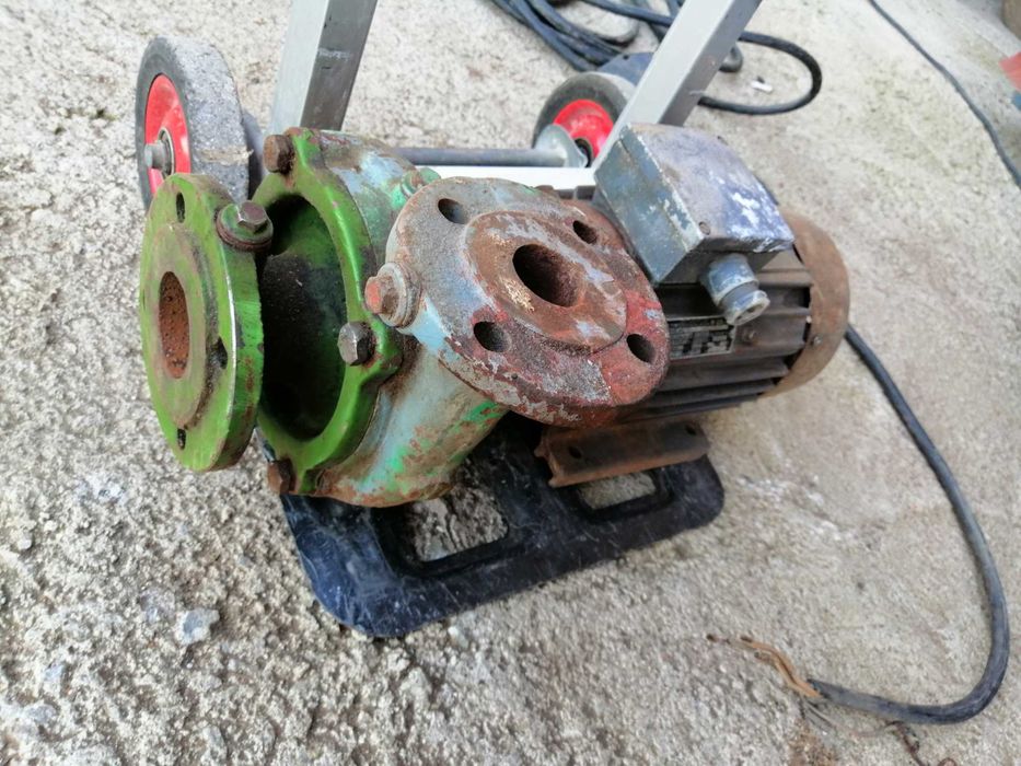 Продавам електромотори