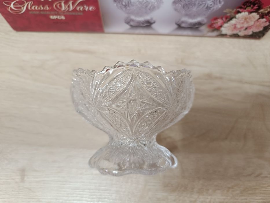 Комплект стеклянные вазочки