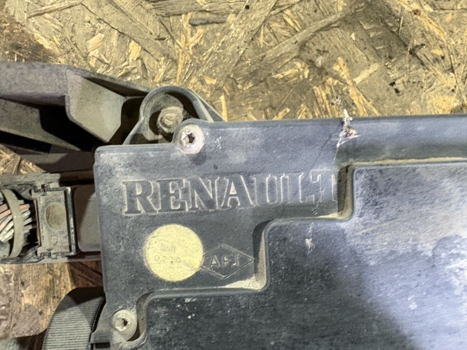 Renault Scenic 2006 година Мотор електрическа ръчна спирачка