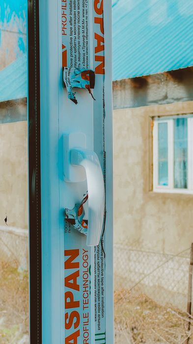 Пластиковые окна двери  УСТАНОВКА