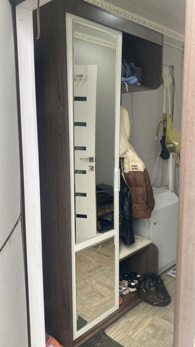 Шкаф для прихожей