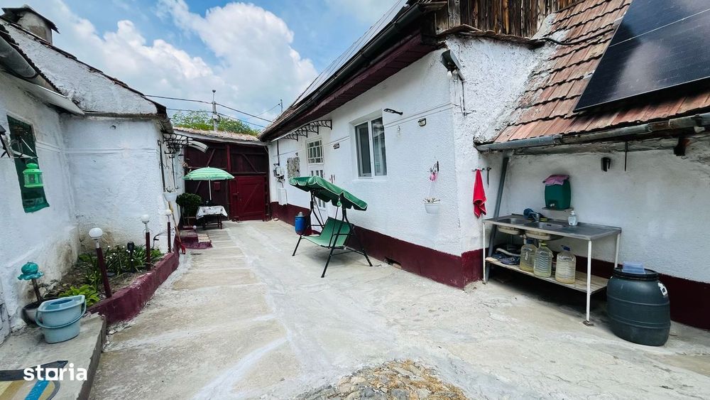 Casa De Vanzare In Carpinis, Com. Garbova, Jud. Alba