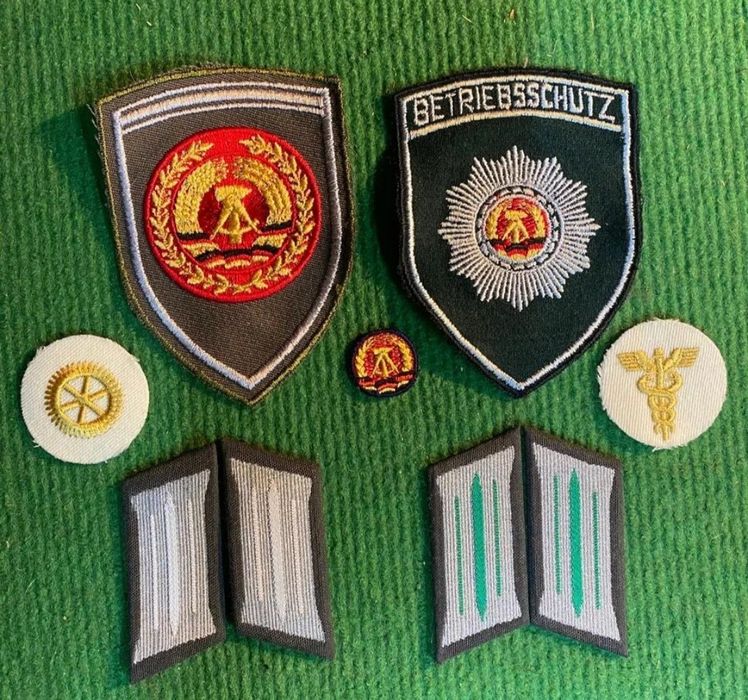 Погоны, шивроны, ленты нарукавные ГДР