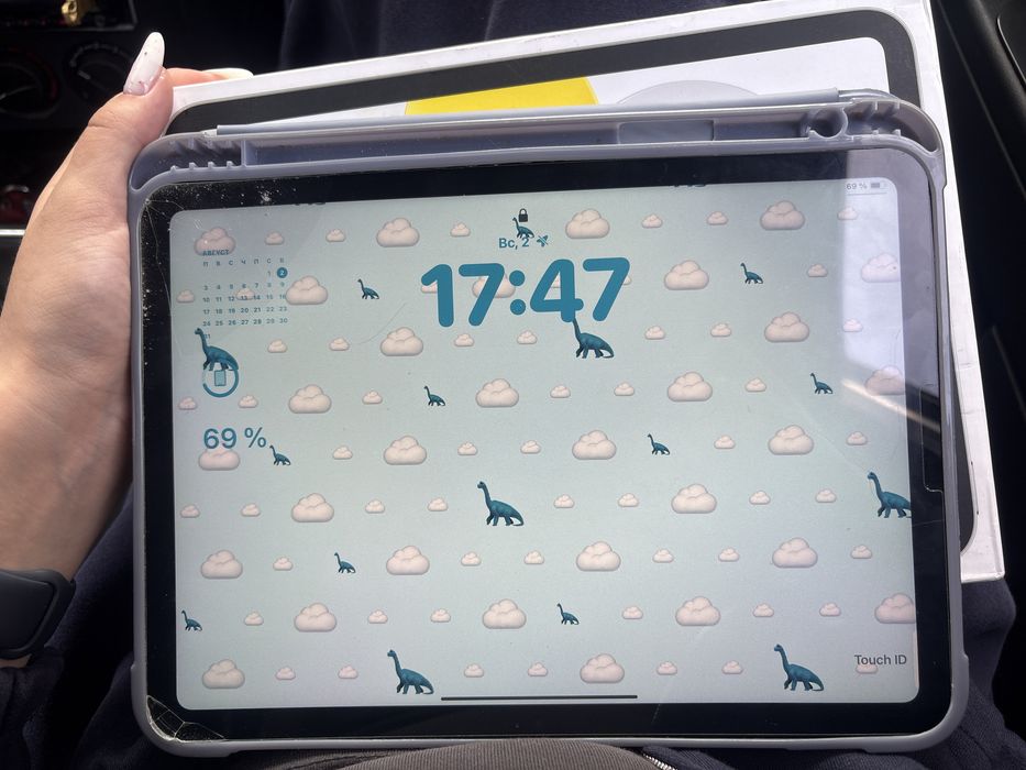 планшет Apple iPad 2022  серебристый