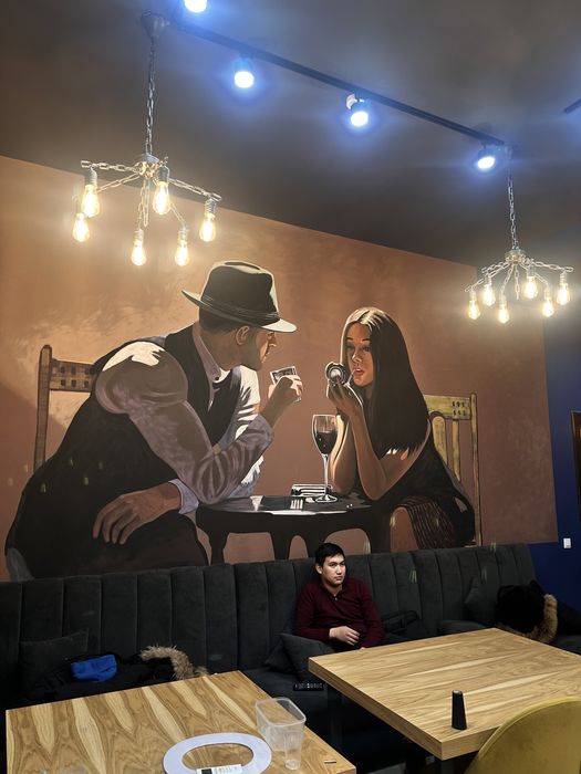 Художник. Роспись стен .