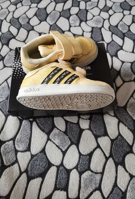 Adidas маратонки