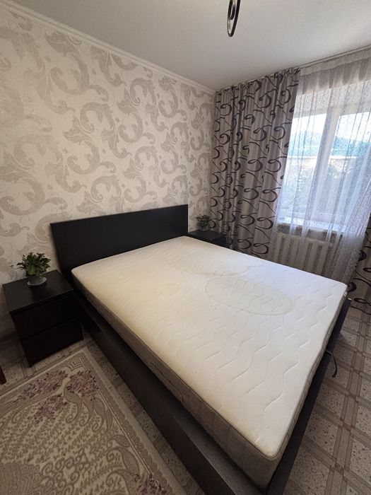 Продам спальный гарнитур