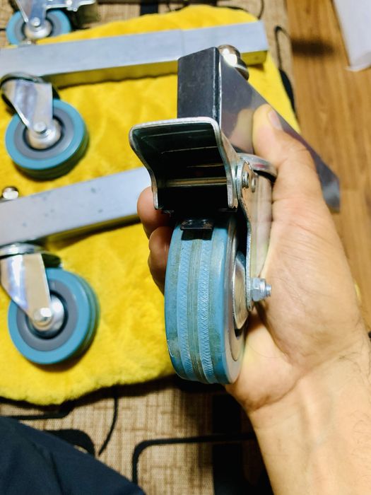 Set de roți pentru mese de lucru