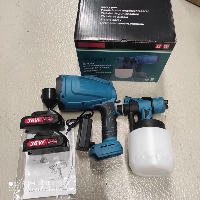 Pistol de vopsit( stropit) cu 2 acumulatori de 36 v