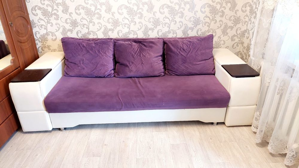 Продам диван в хорошем состоянии