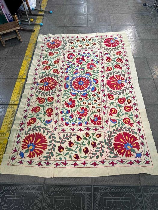 Сузаны ручной работы