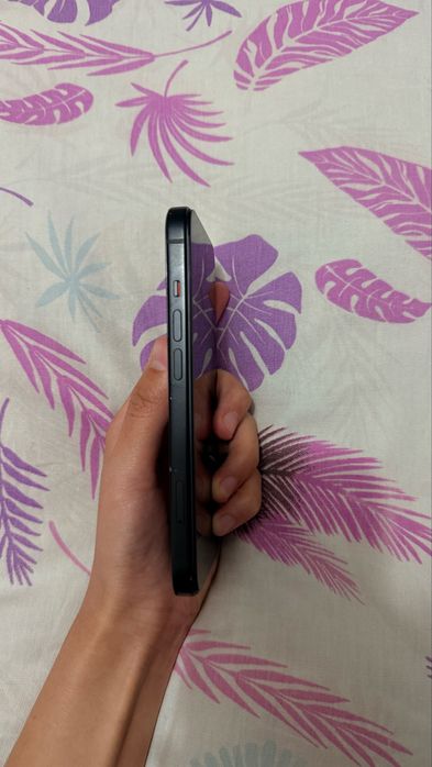 iPhone 15  128gb