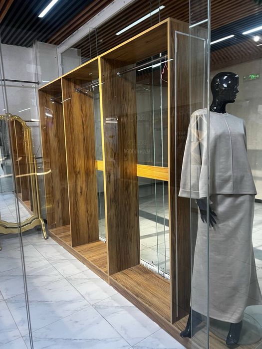 Мебель для одежды и магазина