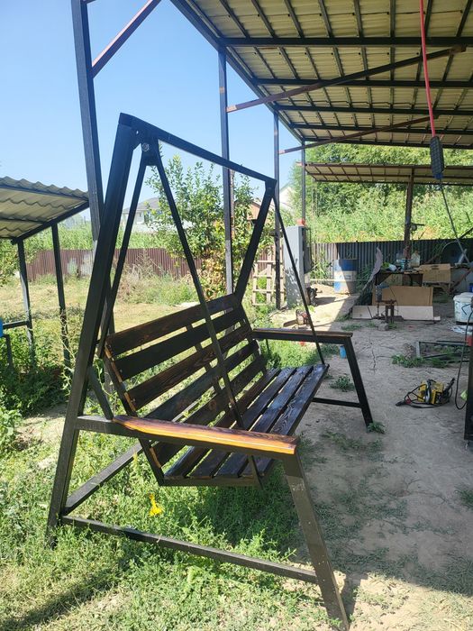 Качеля сатылады.