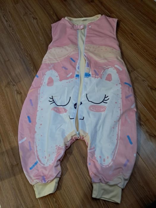 Sac de dormit  cu picioare pt 3 ani