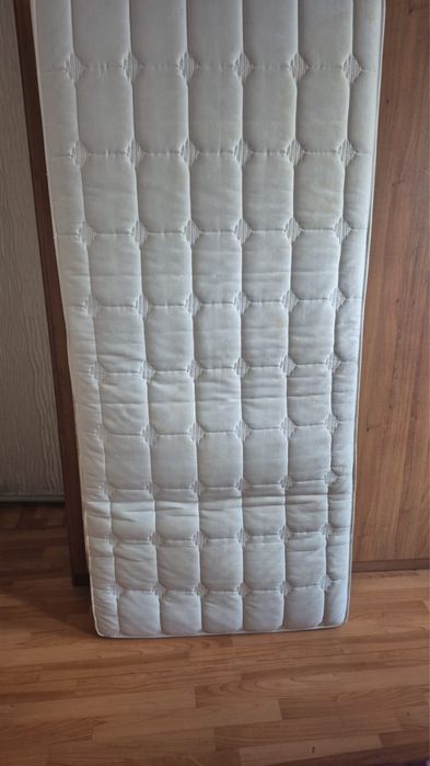 Продам 2 матраса