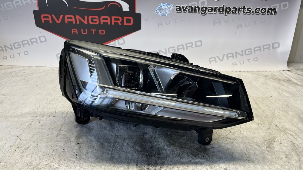 Audi Q2 16- десен фар