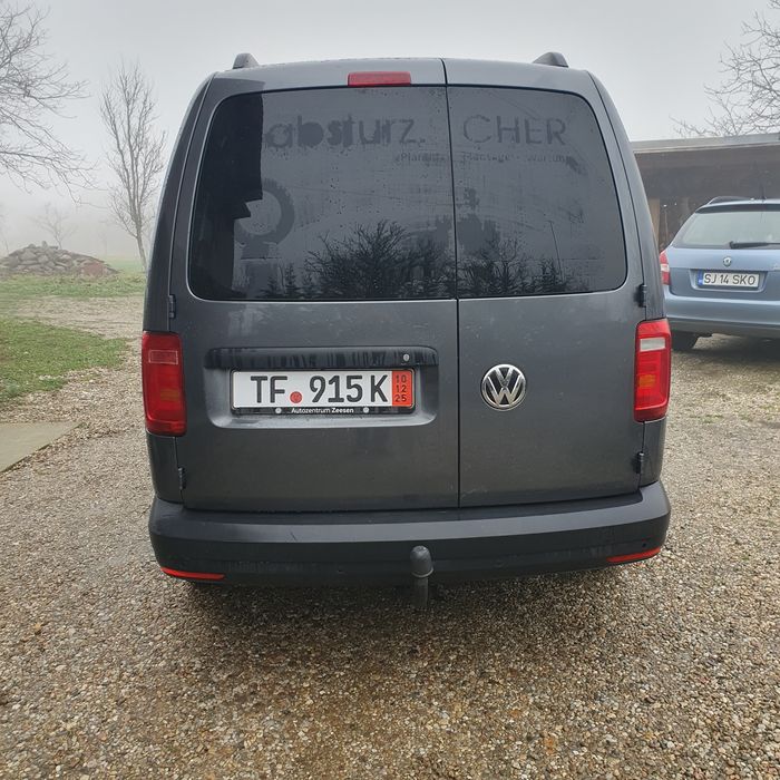 Volkswagen caddy maxi.