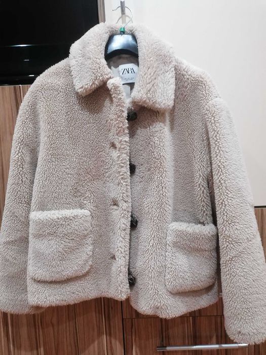 Палтенце на ZARA