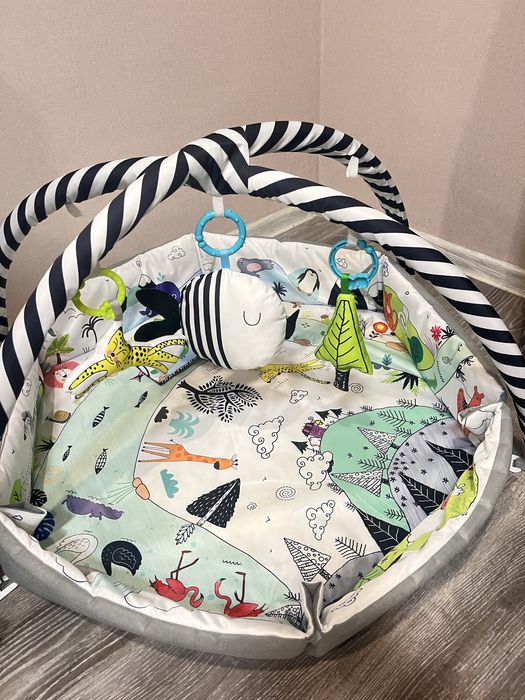 Детский игроаой коврик