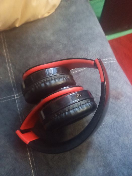 Наушники новые!!