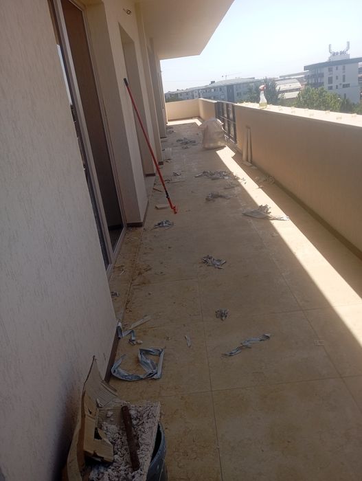 Curățenie  dupa constructori