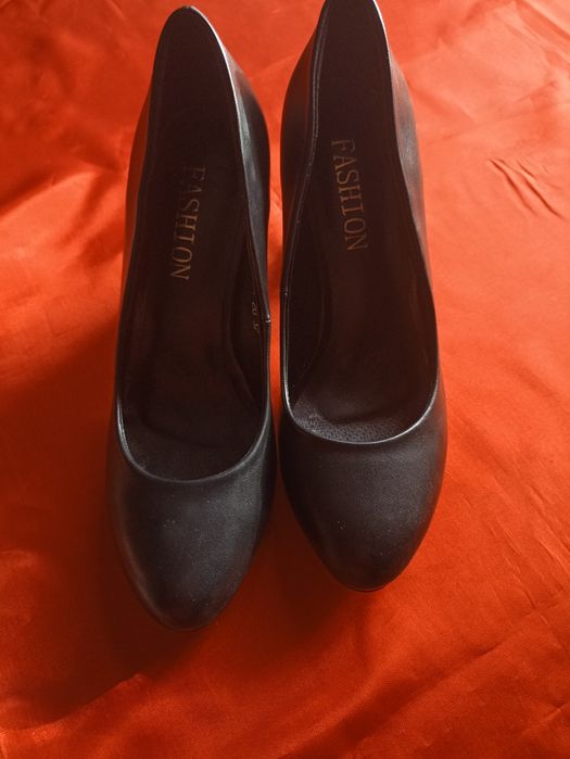 Туфли на изящные ножки