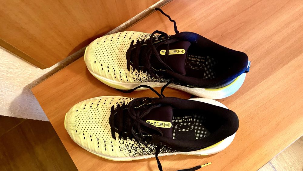 Under Armour Infinite Elite mar. 42,5