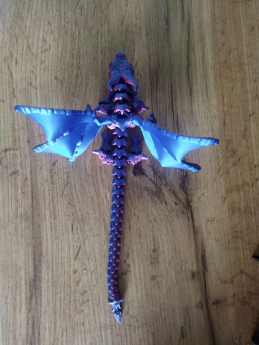 3D принтирано драконче с крила