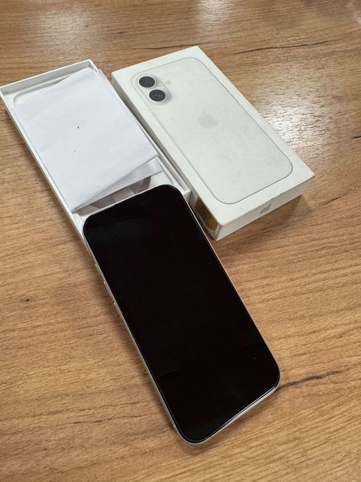 iPhone 16 с гарантией
