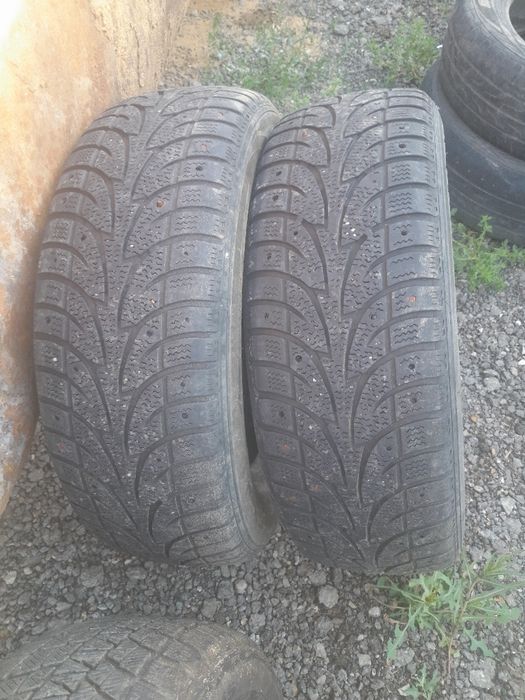 Продам Резину 205/65 16