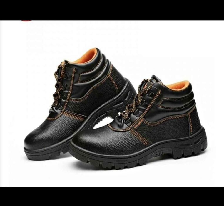 Работни обувки боти с метално бомбе