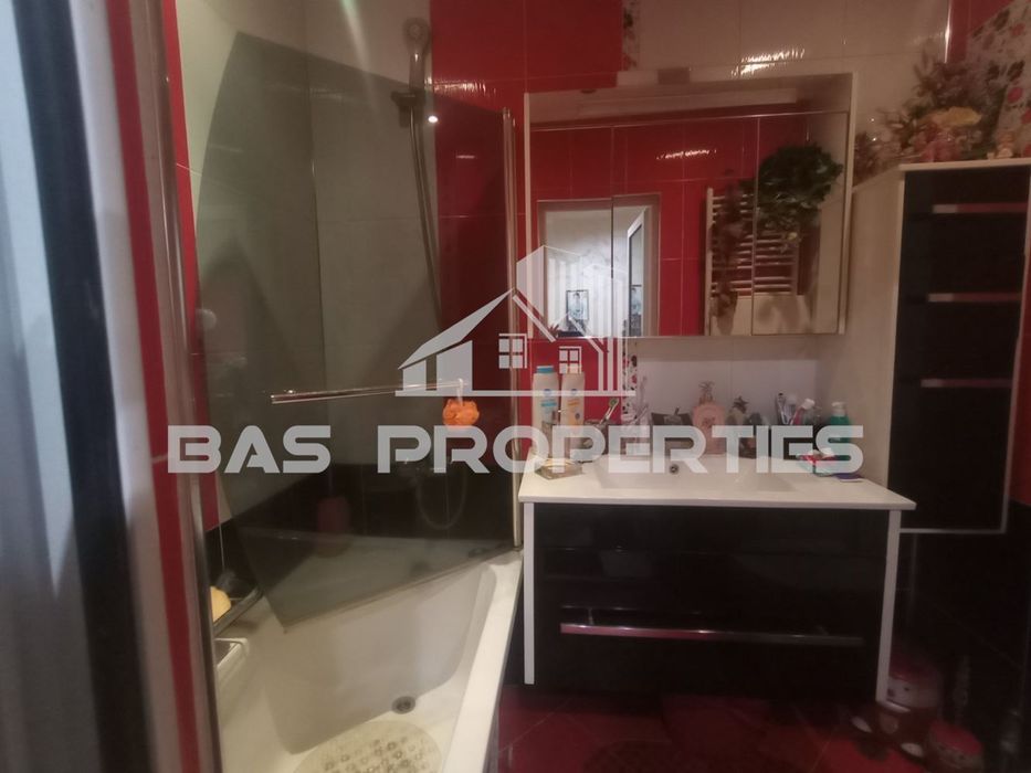 Дава се под наем Двустаен апартамент в София, Център - 65 кв.м за 790.5 € - Снимка #11