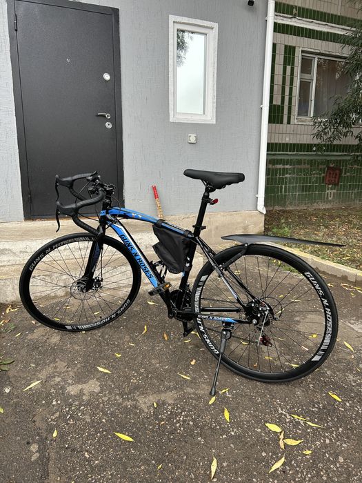 Шоссейник велосипед