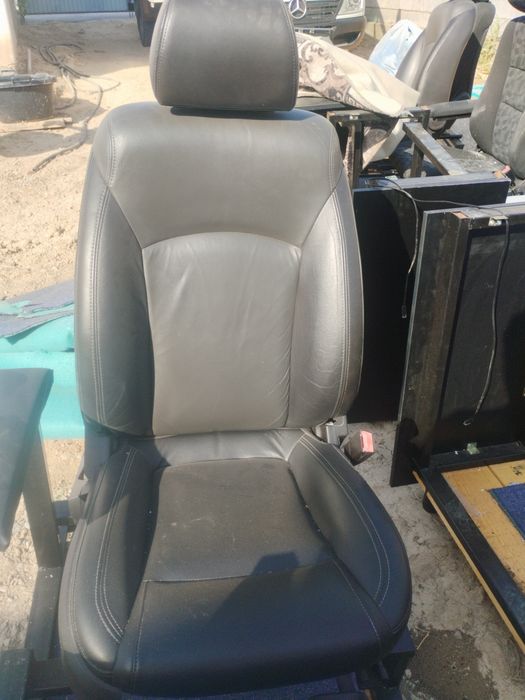 Продам автосидения