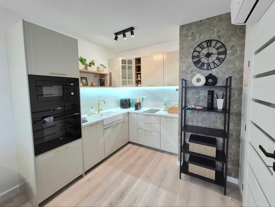 Продава се Двустаен апартамент в Бургас, Сарафово - 65 кв.м за 2539 €/кв.м - Снимка #19