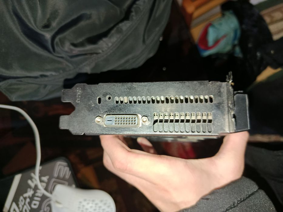 продам видеокарту