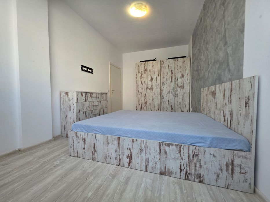 Vand apartament 2 camere