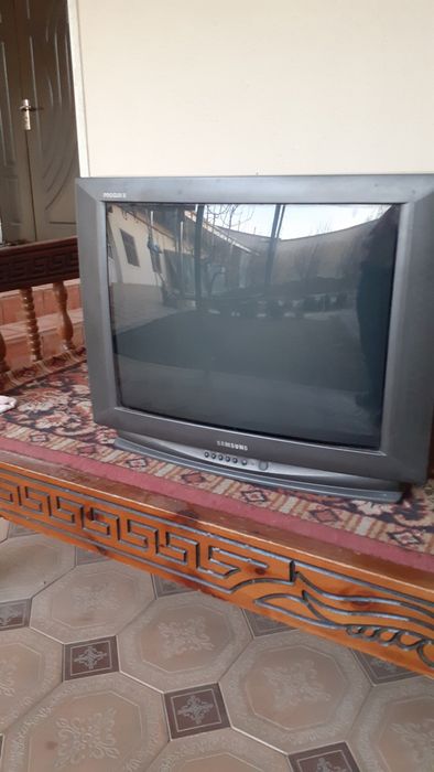 Televizor Slmsung srochna sotaman Iwlidi