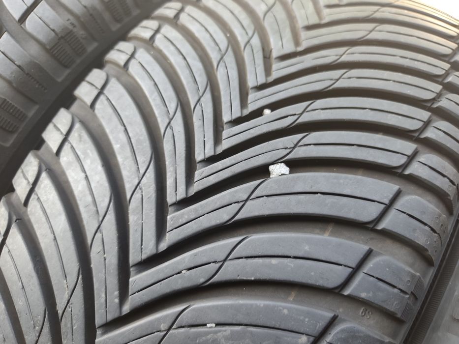 215/50/18" 4бр Kleber qvadraxer suv all season, dot5024,7mm