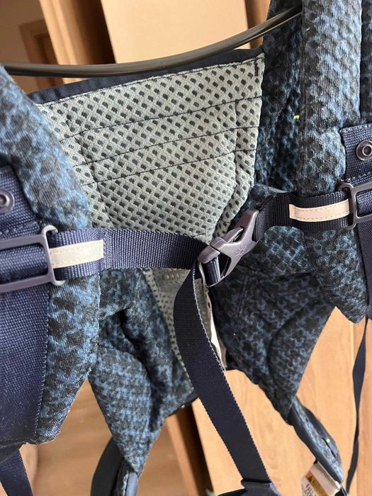 Ergobaby Omni Breeze