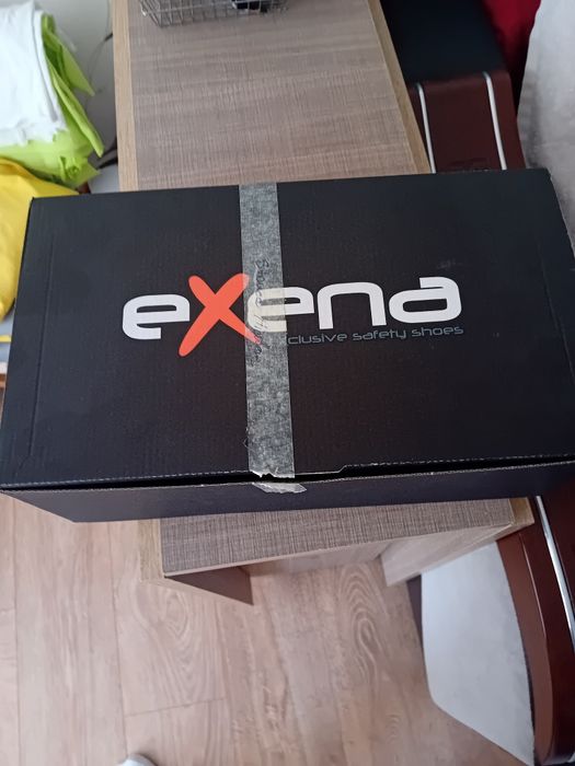 Vând bocancii de uzină. Model sanda nr 45 noi ne purtați, originali