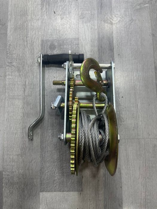 Лебйотка лустра кой огир йуклан тепага котарб об тушишга
Сифат зор
Кил