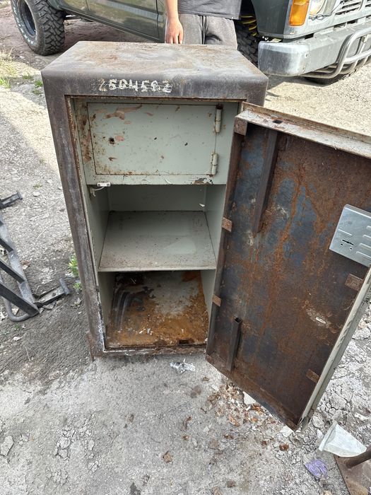 Сейф бу. Толстостенный