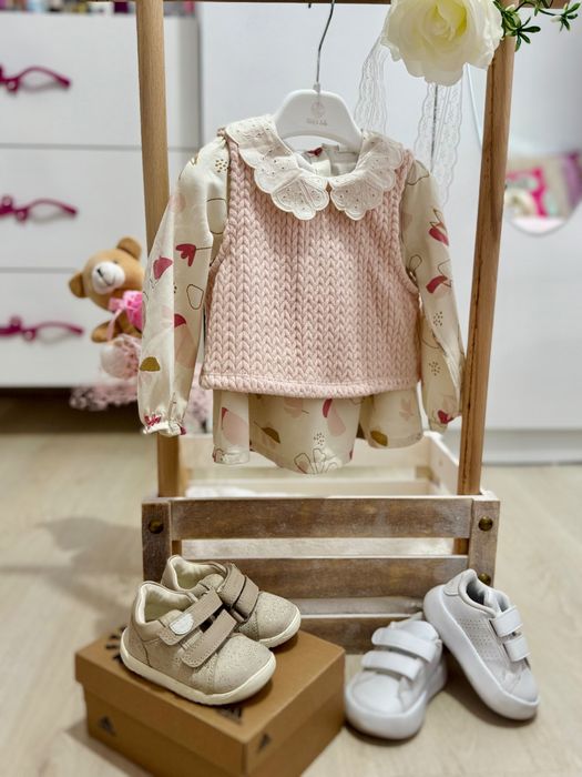 Дрехи и обувки 18 месеца/19 номер