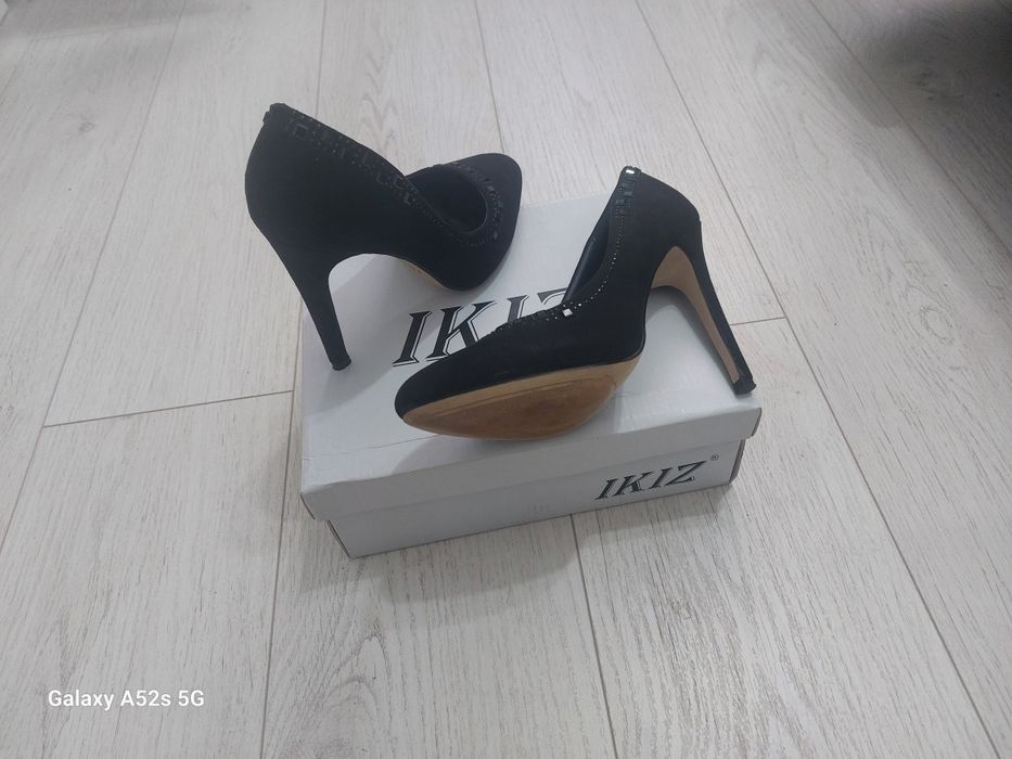 Pantofi de ocazie