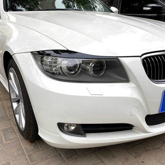 Set Pleoape Faruri Far BMW Seria 3 E90 E91 2005 - 2012, Negru Lucios