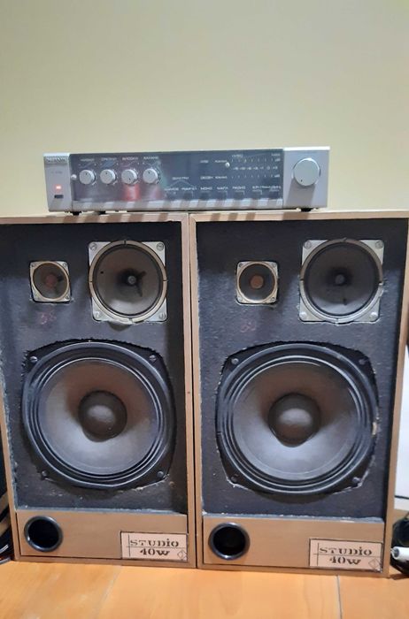 Респром усилвател У 202 + тонколони студио 40