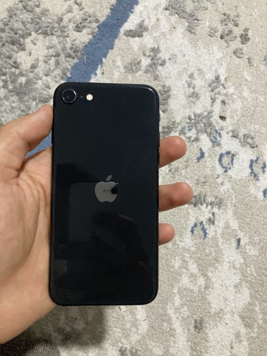 Айфон се2 64/73%