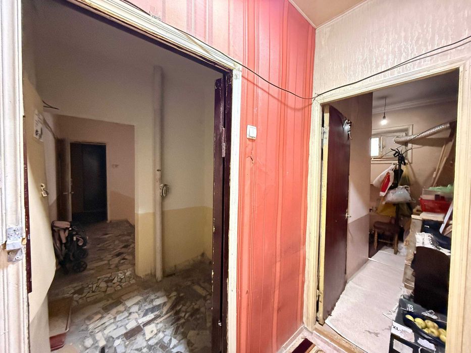 Uy sotiladi Yunusobod 4 kvartalda